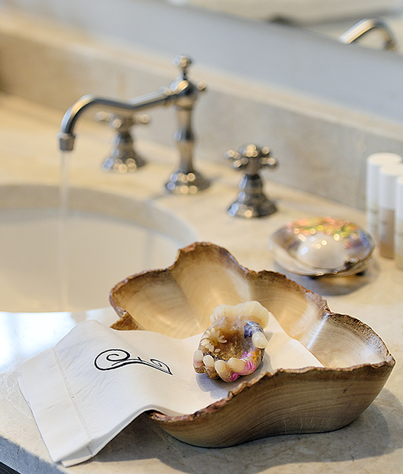 Designer Soap in Seashell Dish